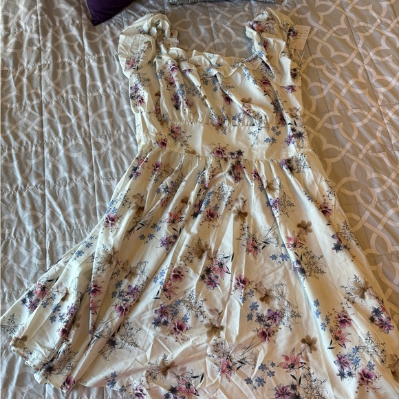 Unique Vintage Floral Patterned Dress - Picture 6 of 8
